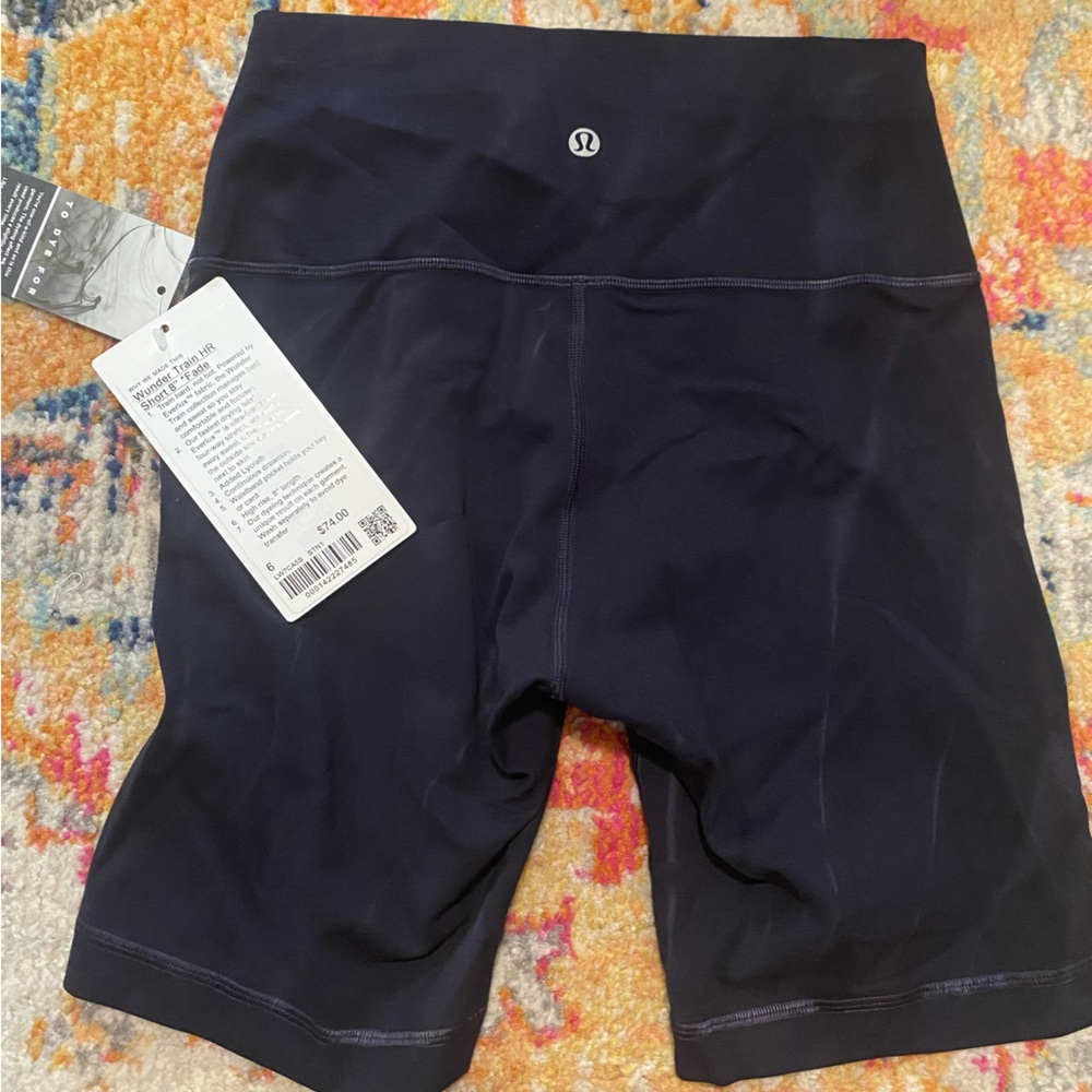 NWT WUNDER TRAIN HIGH RISE BIKER SHORT 8” FADE NAVY BLUE SIZE 6